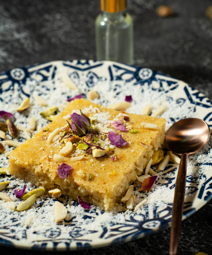 Keto Basbousa (1 pc) with Liquid Sweetener -  بسبوسة كيتو - Mom it KeTo Go By Safa’