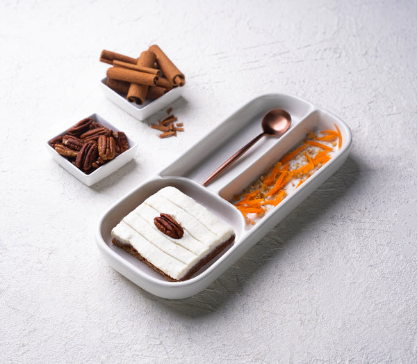 Keto Carrot Cake with Cream Cheese Frosting - كيتو كيك الجزر مع كريمة الجبن - Mom it KeTo Go By Safa’