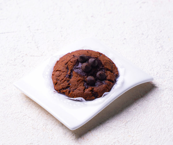 Chocolate Chip KETO Cookie (1 Cookie) - كوكيز كيتو بالشوكولاتة - Mom it KeTo Go By Safa’