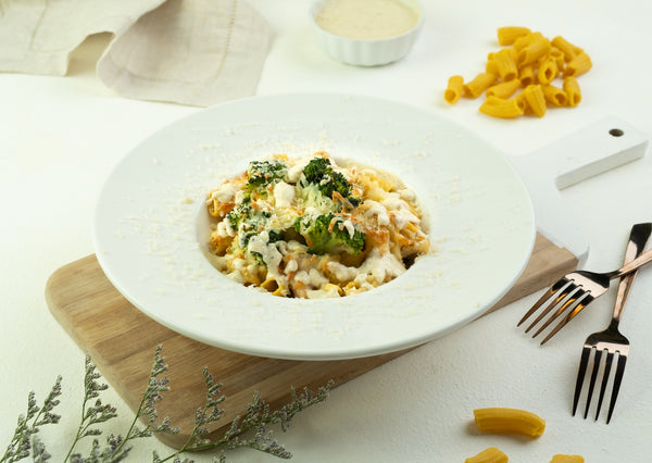 Baked Keto Chicken Macaroni with Broccoli - Gluten Free - Mom it KeTo Go By Safa’
