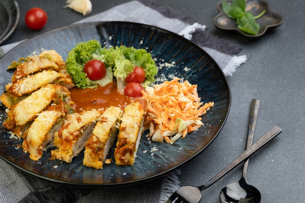 Keto Chicken Escalope with Tomato Sauce - Gluten Free - Mom it KeTo Go By Safa’