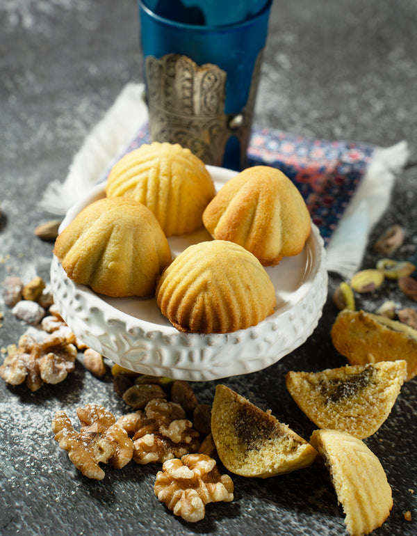 Keto Maamool (معمول مع الفستق والجوز) - Walnut and Pistachio 4 pcs - Mom it KeTo Go By Safa’