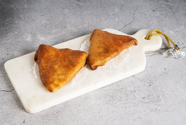 Zaatar Keto Large Pastry 2 pcs ( معجنات الكيتو مع الزعتر الاخضر الجبلي) - Mom it KeTo Go By Safa’