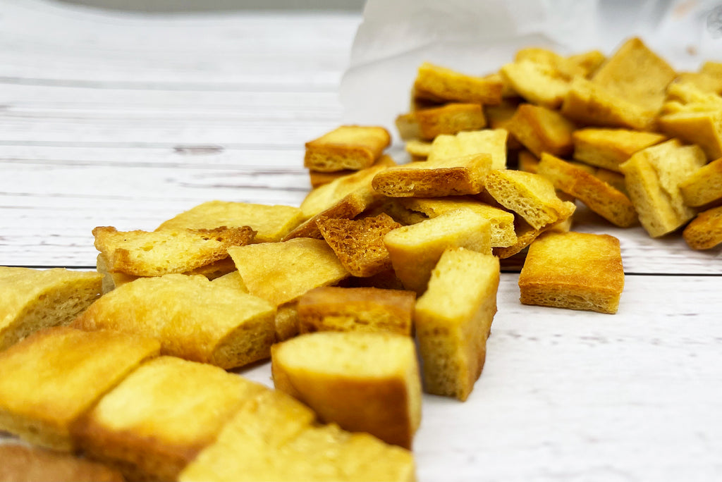 Toasted Khubz Arabi KETO - 75g Bag - خبز عربي كيتو محمص يحتوي على الجلوتين - Mom it KeTo Go